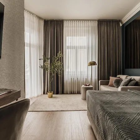 White Lotus By Fragola Apartment