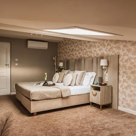 White Lotus By Fragola Apartment *